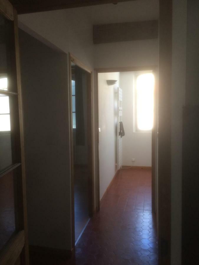 Les Marchands Apartment อาวีญง ภายนอก รูปภาพ